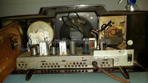 580 ; General Electric Co. (ID = 2543839) Radio