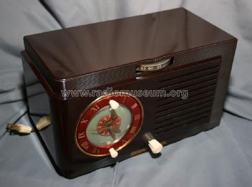 60 ; General Electric Co. (ID = 631952) Radio