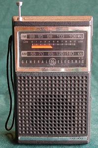 7-2500B ; General Electric Co. (ID = 261687) Radio