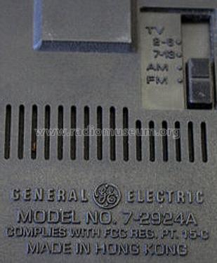 7-2924A; General Electric Co. (ID = 1236730) Radio