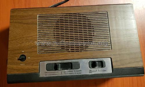 7-4310 F Flip Clock Radio; General Electric Co. (ID = 2857790) Radio