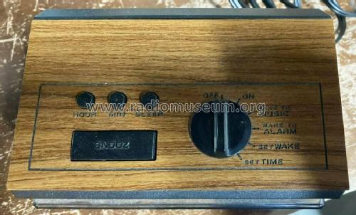 AM FM Alarm Clock Radio 7-4620D; General Electric Co. (ID = 2744312) Radio