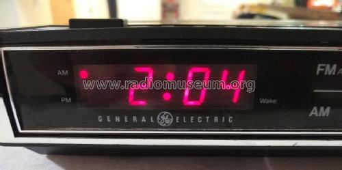 AM FM Alarm Clock Radio 7-4630D; General Electric Co. (ID = 2858462) Radio