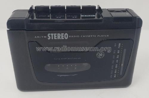 AM/FM Stereo Radio Cassette Player 3-5493A; General Electric Co. (ID = 2979130) Radio