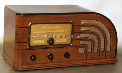 F-63 ; General Electric Co. (ID = 728697) Radio