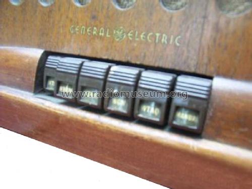 GD63 ; General Electric Co. (ID = 242885) Radio