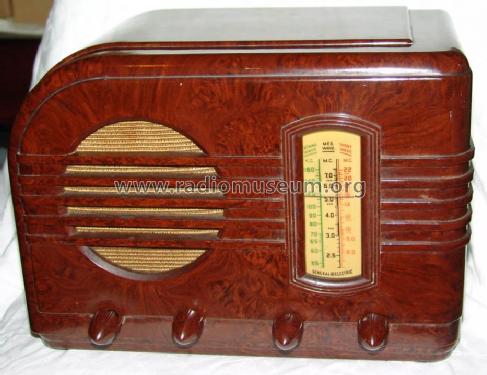 GE54 ; General Electric Co. (ID = 839257) Radio