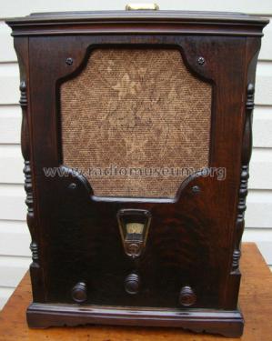 GE Junior S-22; General Electric Co. (ID = 1052257) Radio