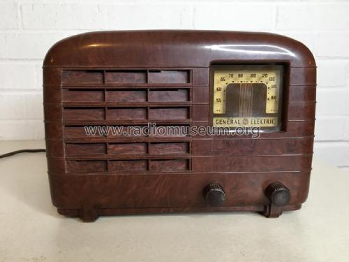 H-600 ; General Electric Co. (ID = 2695245) Radio