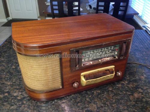 H-634 ; General Electric Co. (ID = 2304749) Radio