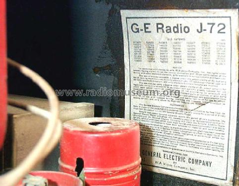 J72 ; General Electric Co. (ID = 366308) Radio