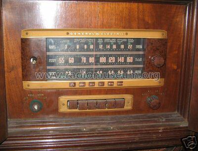 JFM-165 ; General Electric Co. (ID = 379580) Radio