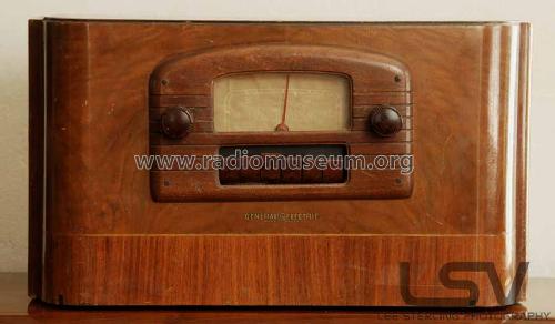 JFM-90 ; General Electric Co. (ID = 1058314) Radio