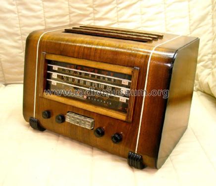 L-740 De Luxe Beam-a-Scope ; General Electric Co. (ID = 1390032) Radio