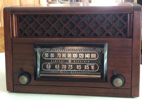 Musaphonic 221 ; General Electric Co. (ID = 2300593) Radio