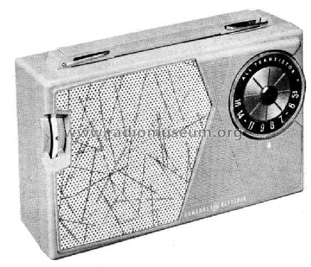 P805A ; General Electric Co. (ID = 647982) Radio