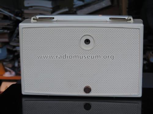 P805A ; General Electric Co. (ID = 2265948) Radio