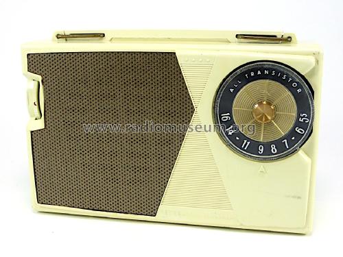 P805A ; General Electric Co. (ID = 2695886) Radio