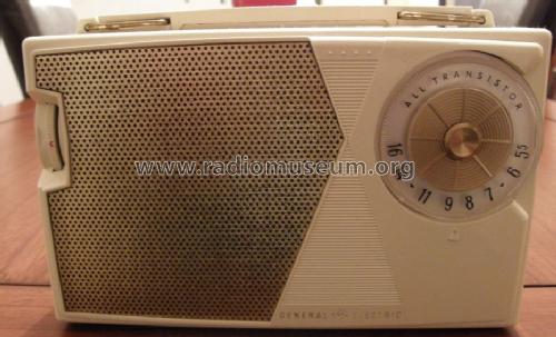 P808A ; General Electric Co. (ID = 630005) Radio