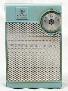 P910AA ; General Electric Co. (ID = 261423) Radio