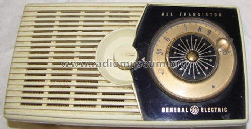 P-800A ; General Electric Co. (ID = 1101465) Radio