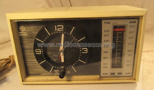 Solid State C4500A - Beige; General Electric Co. (ID = 1429632) Radio