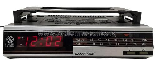 Spacemaker 7-4217A; General Electric Co. (ID = 2907944) Radio