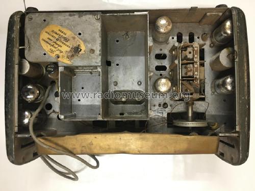 X260 ; General Electric Co. (ID = 2569474) Radio