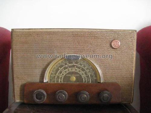 X337 ; General Electric Co. (ID = 2752568) Radio