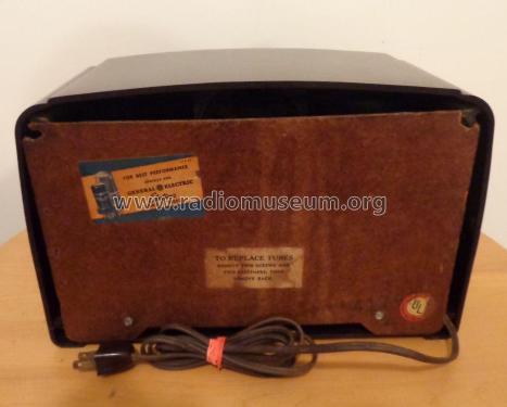 YRB82-2 ; General Electric Co. (ID = 1756895) Radio