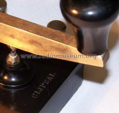 Clipsal Morse Key CAT No. 610; Gerard & Goodman Ltd (ID = 2407669) Morse+TTY