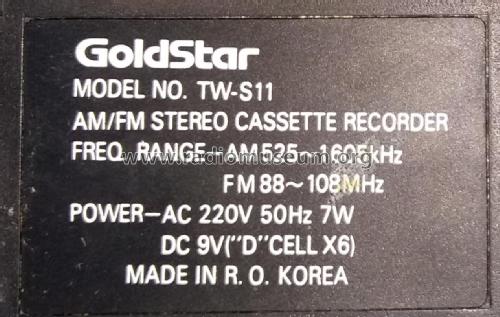 AM/FM Stereo Cassette Recorder TW-S11; Gold Star Co., Ltd., (ID = 2618162) Radio