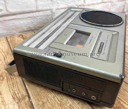 FM/AM Radio Cassette Recorder TCR-341; Gold Star Co., Ltd., (ID = 2985781) Radio