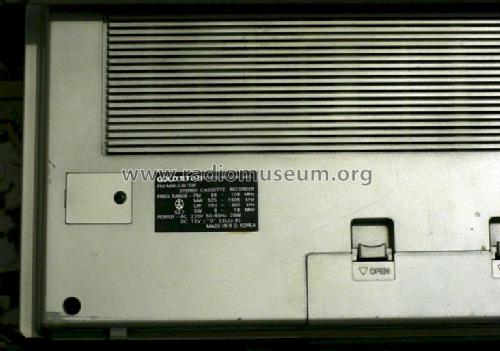 Stereo Cassette Recorder TSR-580; Gold Star Co., Ltd., (ID = 1265100) Radio