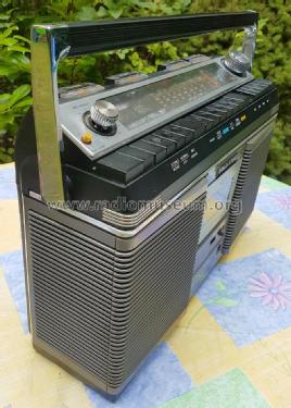FM/SW/MW/LW Stereo Cassette Recorder TSR-540; Gold Star Co., Ltd., (ID = 2557659) Radio