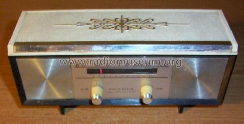The Mini-Table 6 Transistor Super Het 7599; Golden Shield; Great (ID = 1088558) Radio