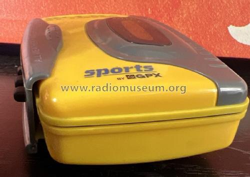 Sports AM/FM Cassete Personal Stereo C3202D; GPX Inc. - Gran Prix (ID = 2980804) Radio