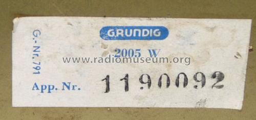 2005W; Grundig Radio- (ID = 1595235) Radio