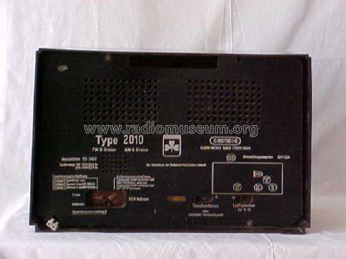 2010; Grundig Radio- (ID = 472253) Radio