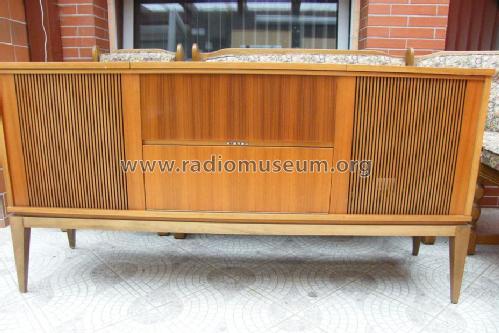 Amsterdam de Luxe 70 Ch= Grundig 8053; Rosita, Theo Schmitz (ID = 1300294) Radio