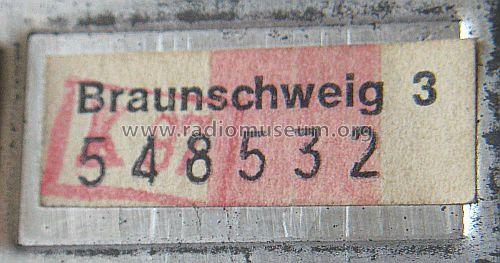 Braunschweig 3 VW 171 035 155C - GR0; Grundig Radio- (ID = 1995065) Car Radio