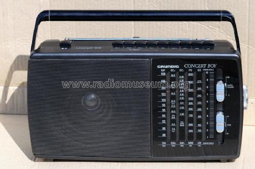 Concert Boy 230; Grundig Radio- (ID = 1512913) Radio
