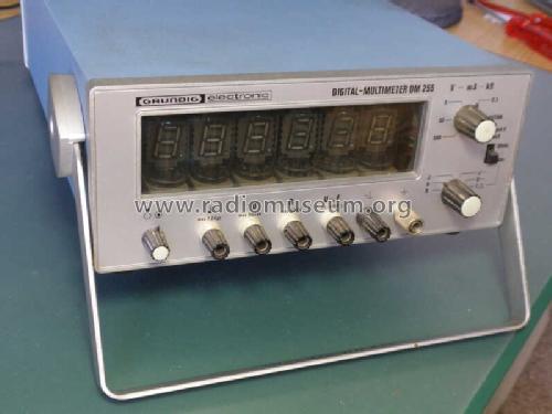 Digital-Multimeter DM255; Grundig Radio- (ID = 1050497) Equipment