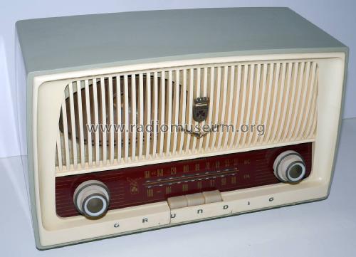 Majestic 87 USA; Grundig Radio- (ID = 2053543) Radio