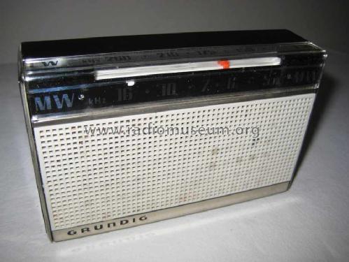 Micro-Boy 204; Grundig Radio- (ID = 1325971) Radio