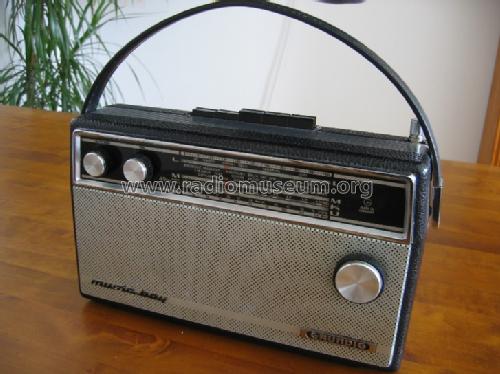 Music-Boy 205; Grundig Radio- (ID = 130451) Radio