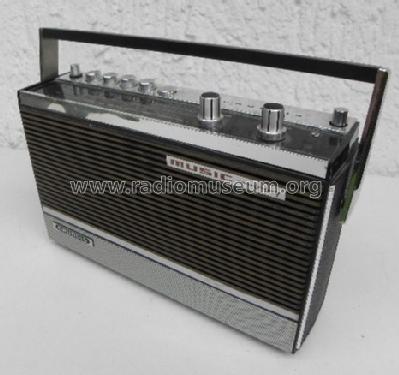 Music-Boy 210; Grundig Radio- (ID = 838136) Radio