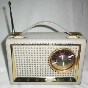 Music-Transistor-Boy E100 ; Grundig Radio- (ID = 1599114) Radio