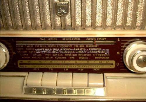 Musikgerät 90U; Grundig Radio- (ID = 37726) Radio