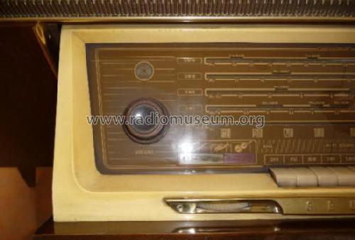 Musical Instrument 8090WFE/3D; Grundig Radio- (ID = 1549641) Radio